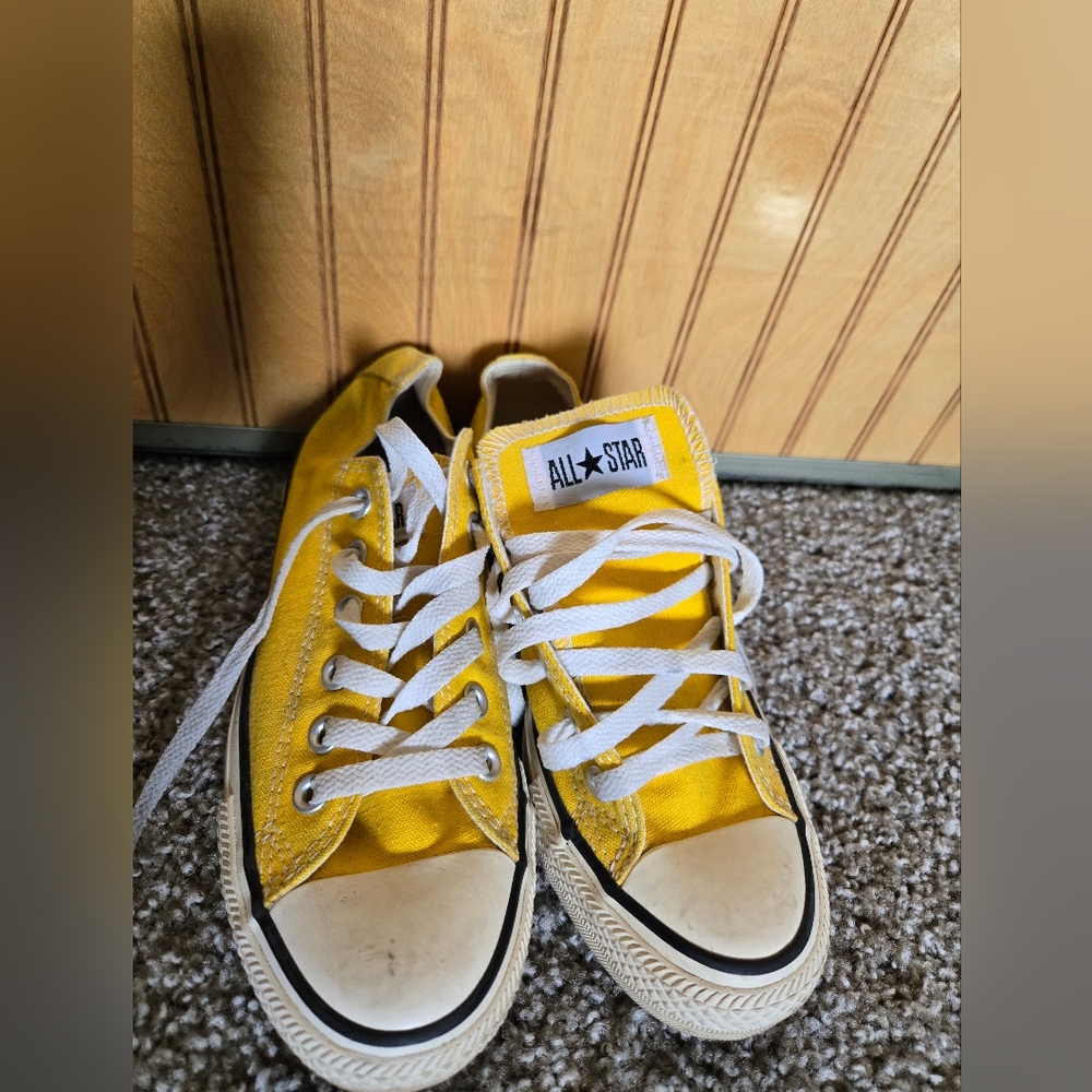 Converse Yellow Sneakers Classic Design!!!